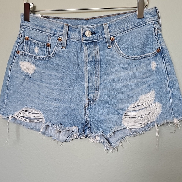 Levi's Festival Distressed 501 Size 29 Button Fly Light Blue Ripped Denim Shorts - Picture 1 of 11